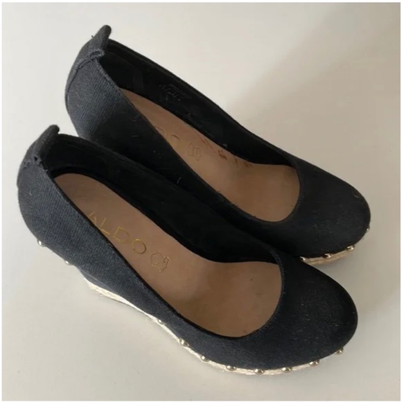 Aldo studded black wedges - Picture 3 of 3